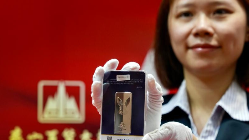 铂金条投资受关注！广州商场推出生肖类铂金投资金条