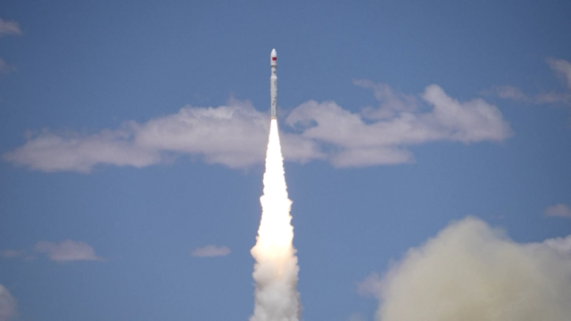 力箭一号遥二运载火箭发射成功。