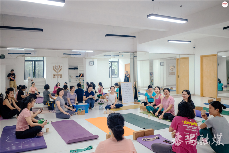 大阳城集团娱乐“瑜”见更好的自己！祈福新邨社区开展瑜伽公益课程活动(图3)