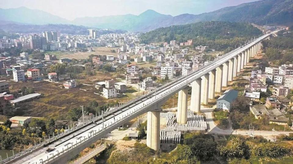 梅龙高铁将于今年开通，广州到梅州仅需1.5小时