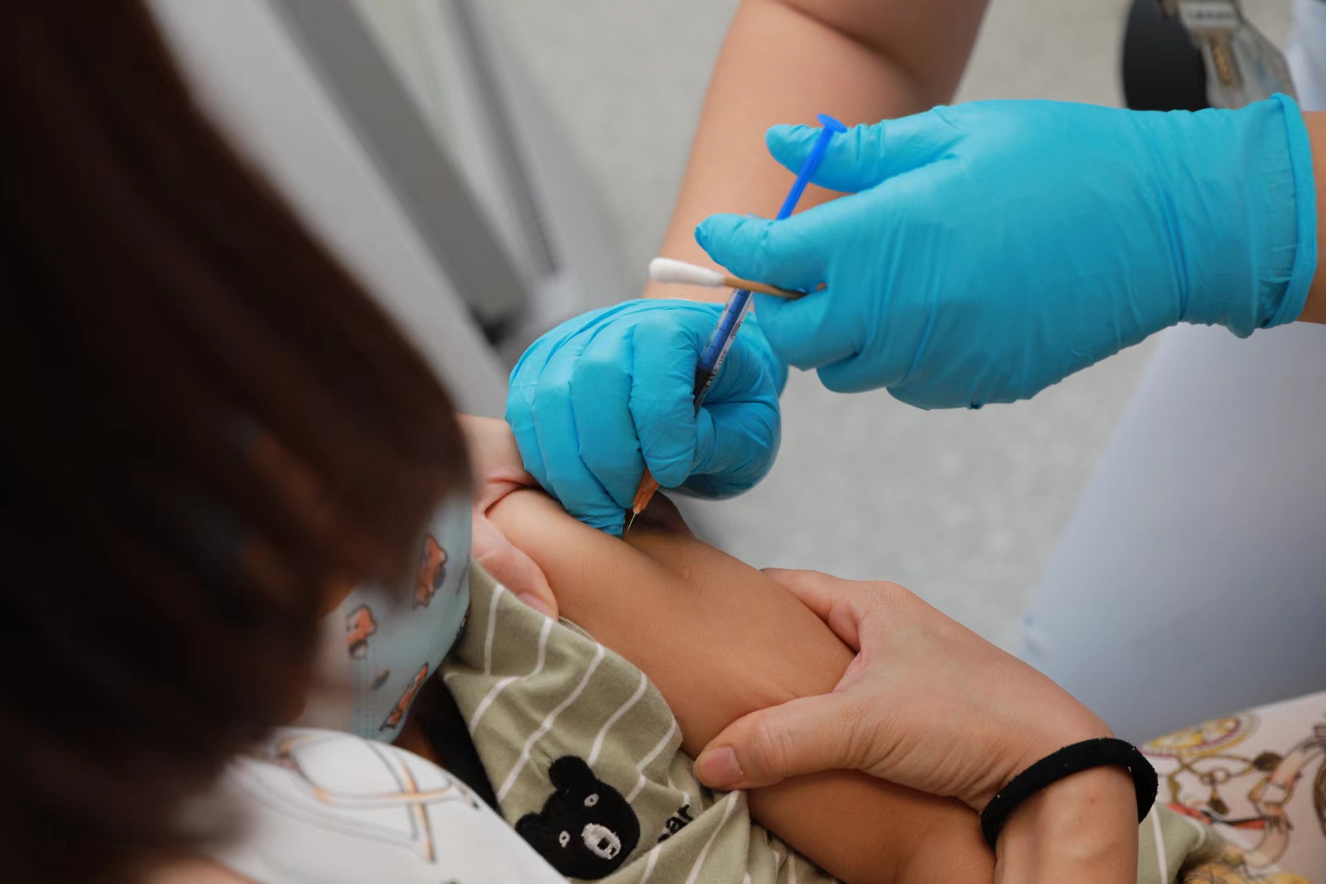 3月龄宝宝可接种流脑疫苗了！国内首款四价流脑结合疫苗在深圳开打
