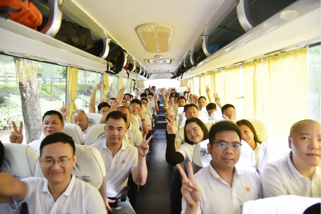 清城今年首批技术工人和先进职工赴广州疗休养