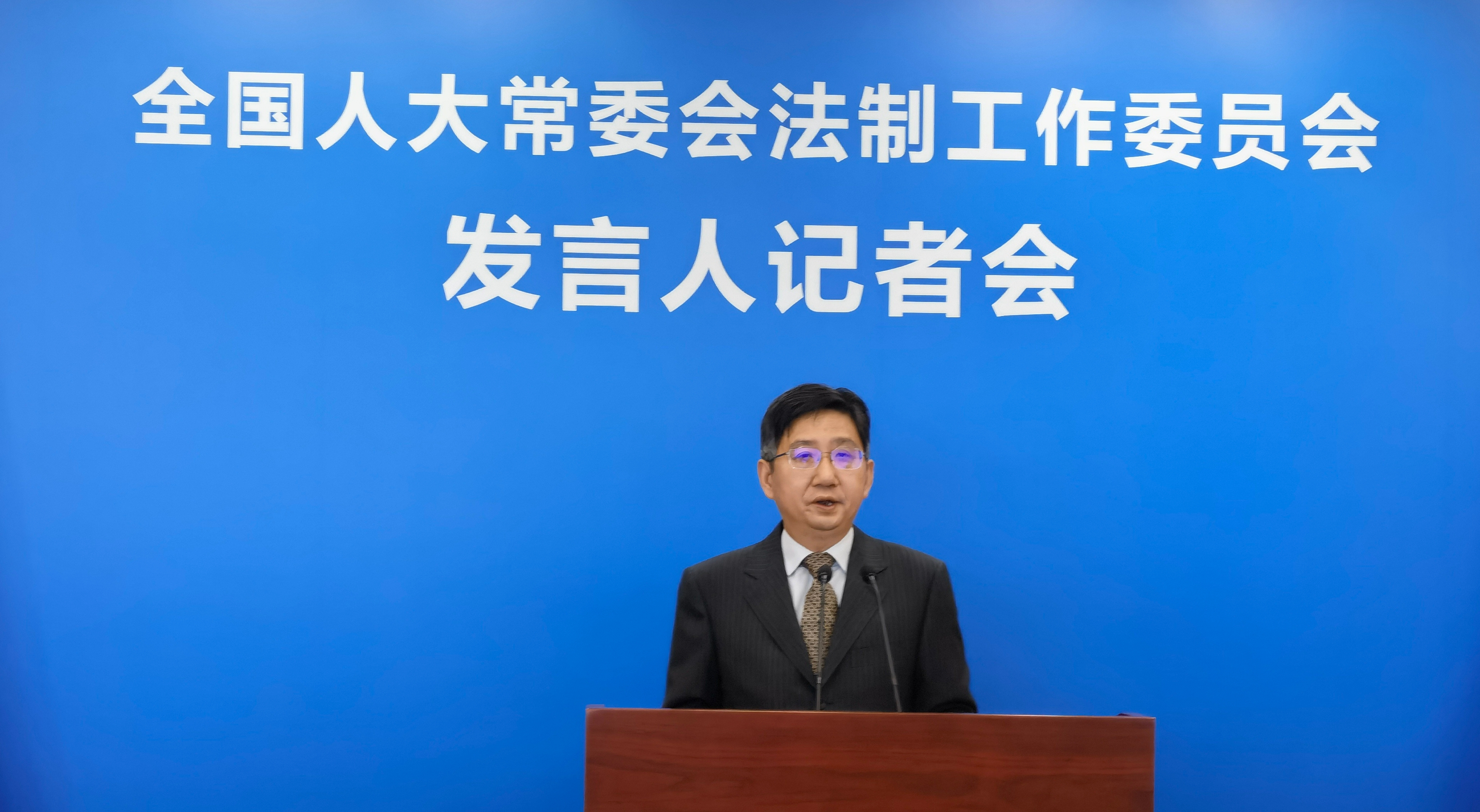 学前教育法草案内容包括：规范学前教育实施 提高教育质量