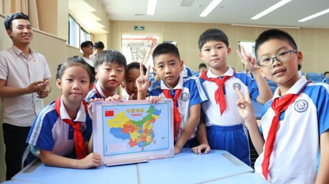 南沙 | 国家版图意识宣传教育活动走进明珠湾小学
