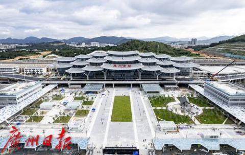 广汕高铁惠州南站：重檐叠瓦、鳞纹漾波