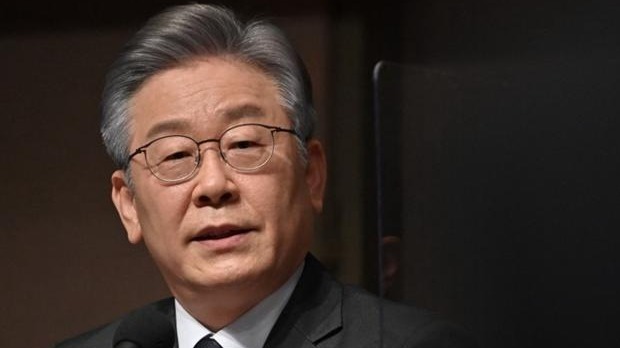 尹锡悦批准拘捕李在明