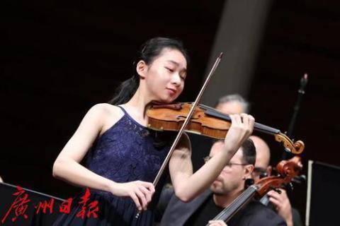 第五届珠海莫扎特国际青少年音乐周小提琴比赛落下帷幕，星海音乐学院附中李金珠获C组第一名，俞子骞获A组第四名