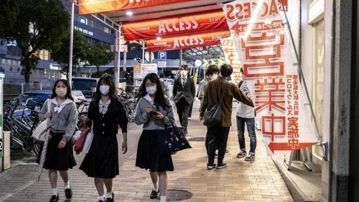 日本数百人食物中毒，近期已发生多起