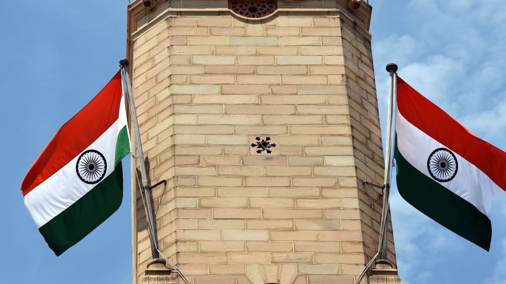 印度暂停在加拿大签证业务