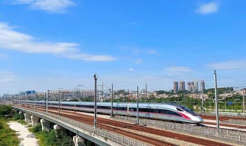 高铁湛江西站：国庆黄金周加开往广州、深圳等热门方向列车