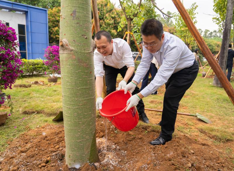 f451e719708432e93f1fb9c502ed626.jpg f451e719708432e93f1fb9c502ed626.jpg