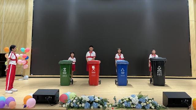 黄埔永和：大手拉小手，分类齐步走