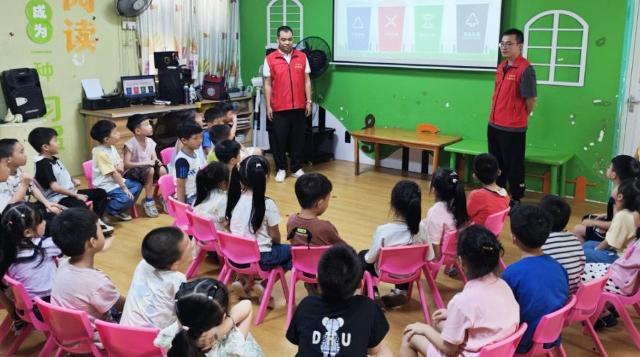 争做环保小卫士，白云区同德街垃圾分类进校园