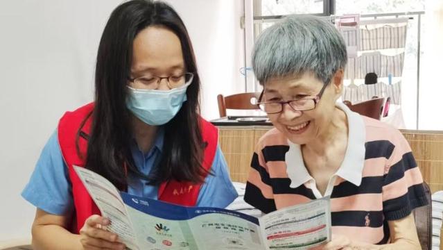 零距离宣传入心，白云区同德街开展垃圾分类入户宣传活动